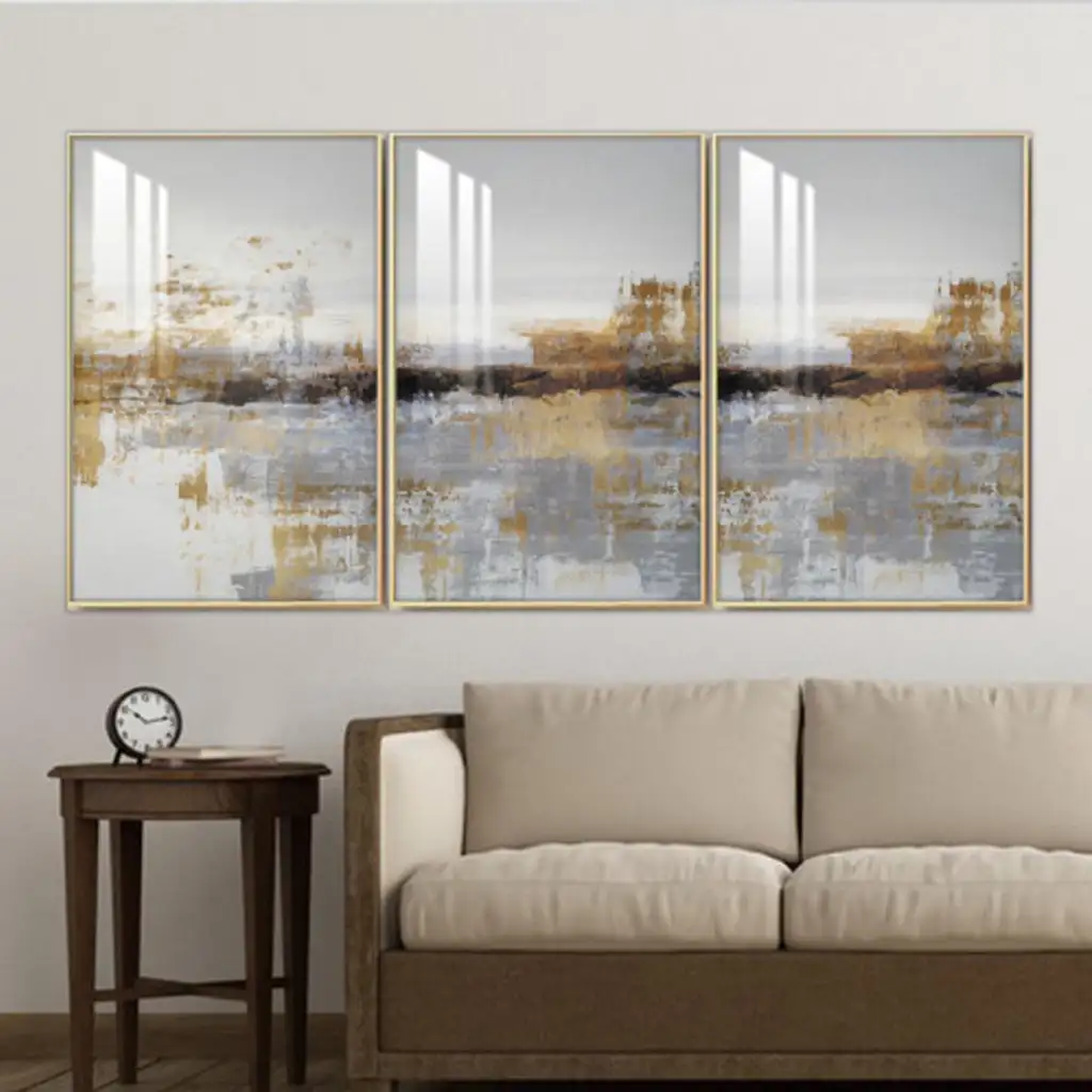 ثلاث لوحات جدارية مع برواز ذهبي واكريلك شفاف 120x60